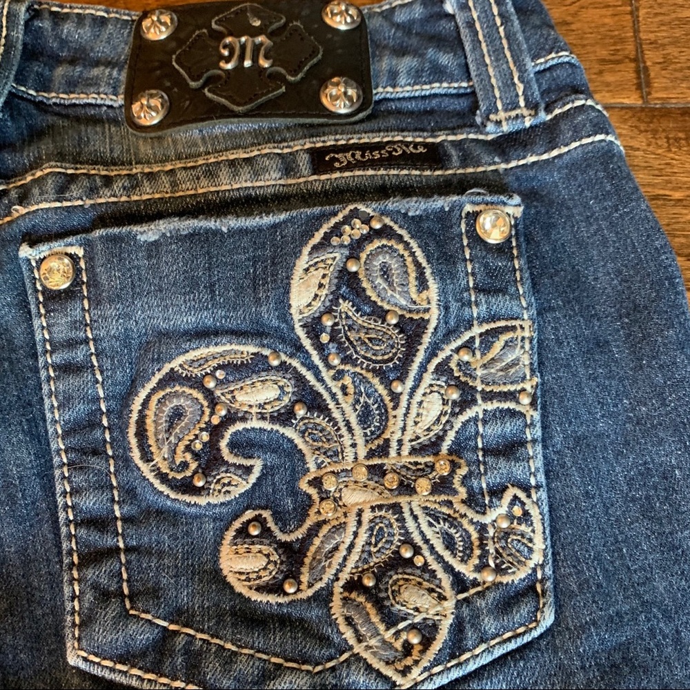 Miss Me Boot Cut Jeans JP5227B Fleur de Lis 28 EUC